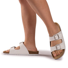 Load image into Gallery viewer, AUS WOOLI AUSTRALIA UNISEX MELBOURNE SANDALS - WHITE
